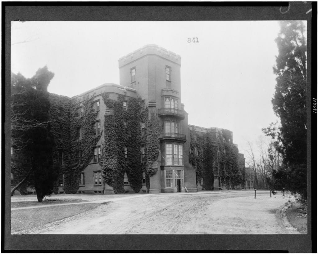 Public-domain archival photograph of St. Elizabeth's Hospital in Washington, D.C.